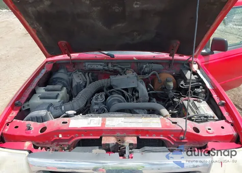 1998 Ford Ranger z USA, uszkodzony, nr VIN 1FTYR10C2WUA06859